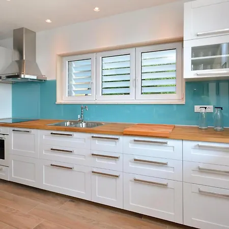 Lovely In With House Sea View Split
